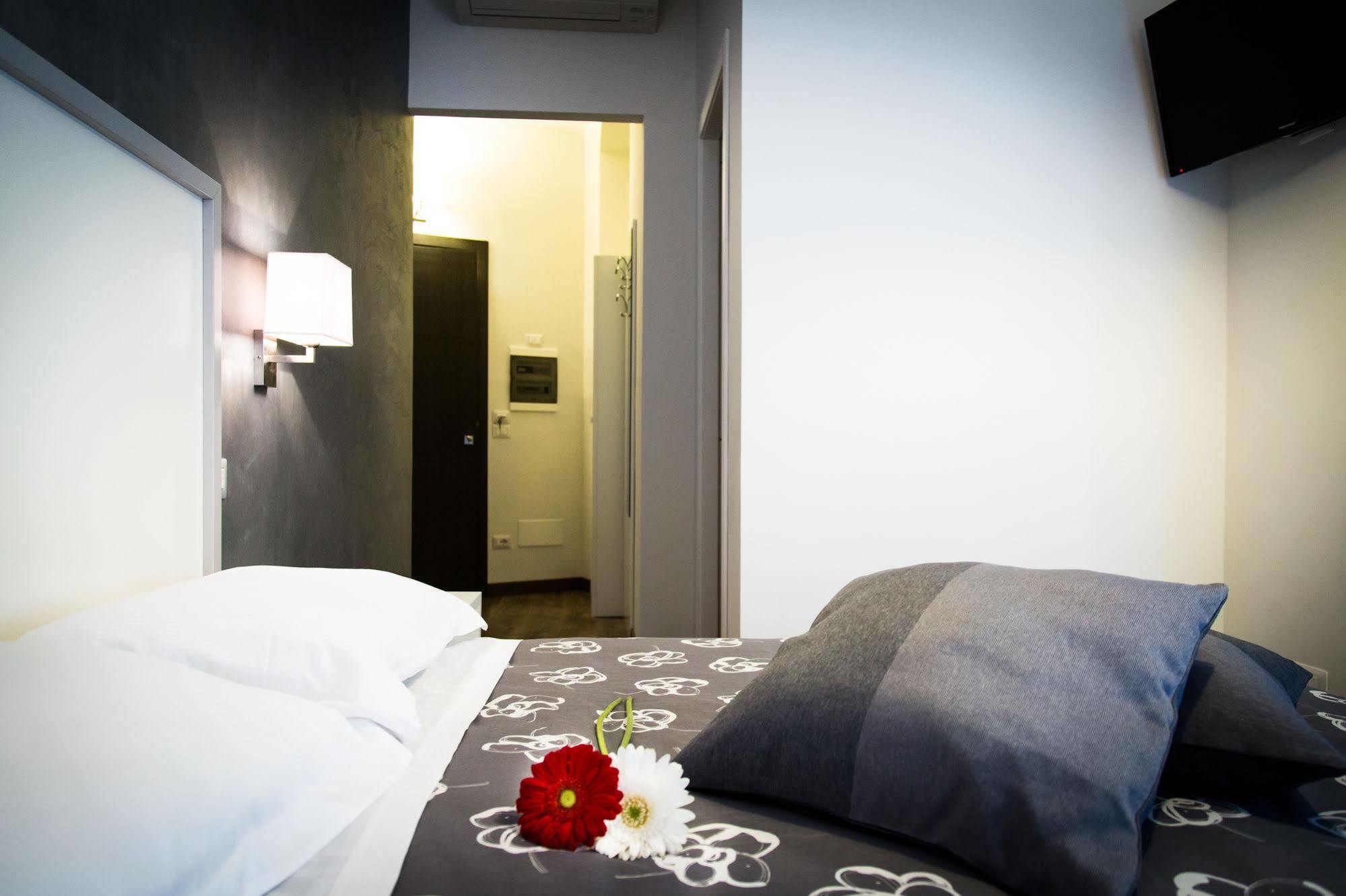 Modern Bnb Roma Esterno foto
