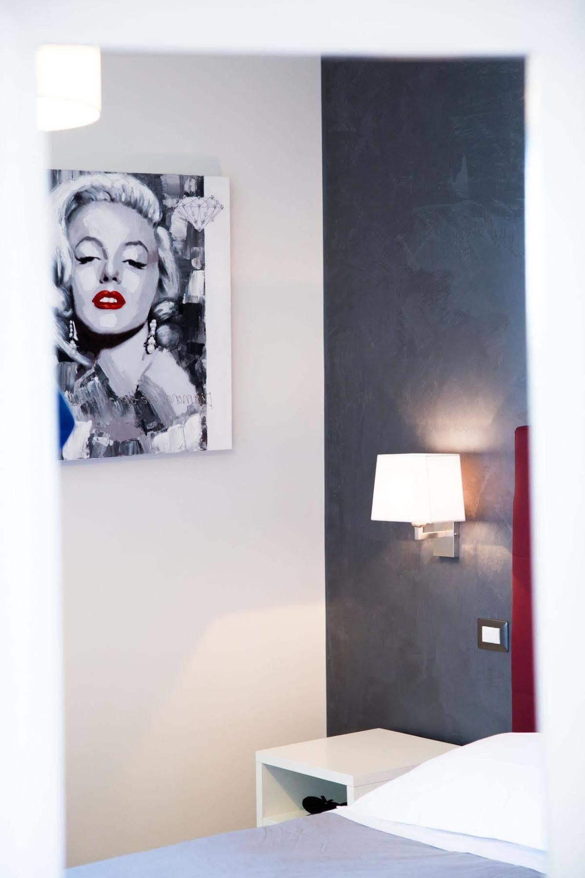 Modern Bnb Roma Esterno foto